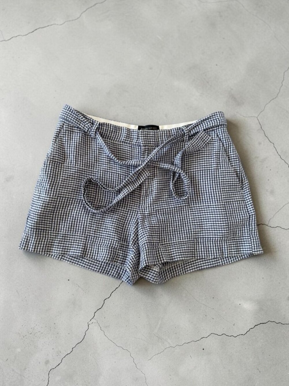 BANANA REPUBLIC Blue Plaid Belted Shorts Size 8